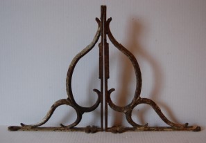Large Pair Antique Iron Bathroom Sink or Shelf Mounting Brackets Victorian Deco
