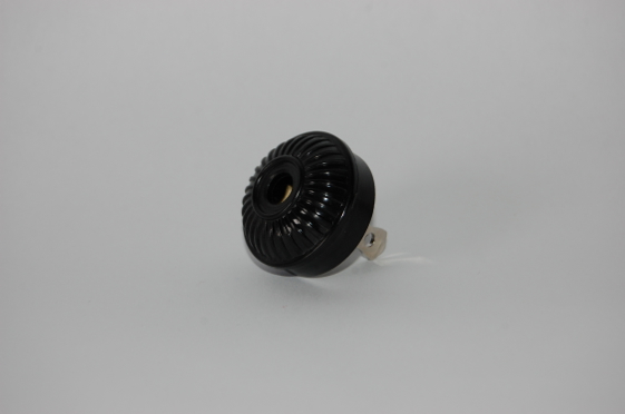 Black Lamp Plug w/ Radial Design